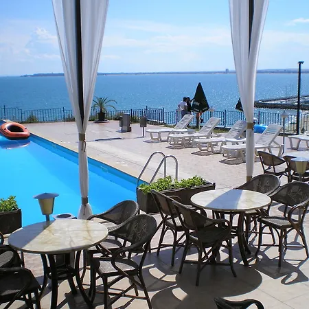Dolce Lejlighedshotel