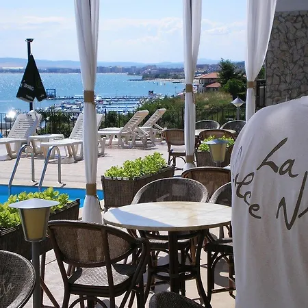 ホテル Dolce スヴェティ・ヴラス